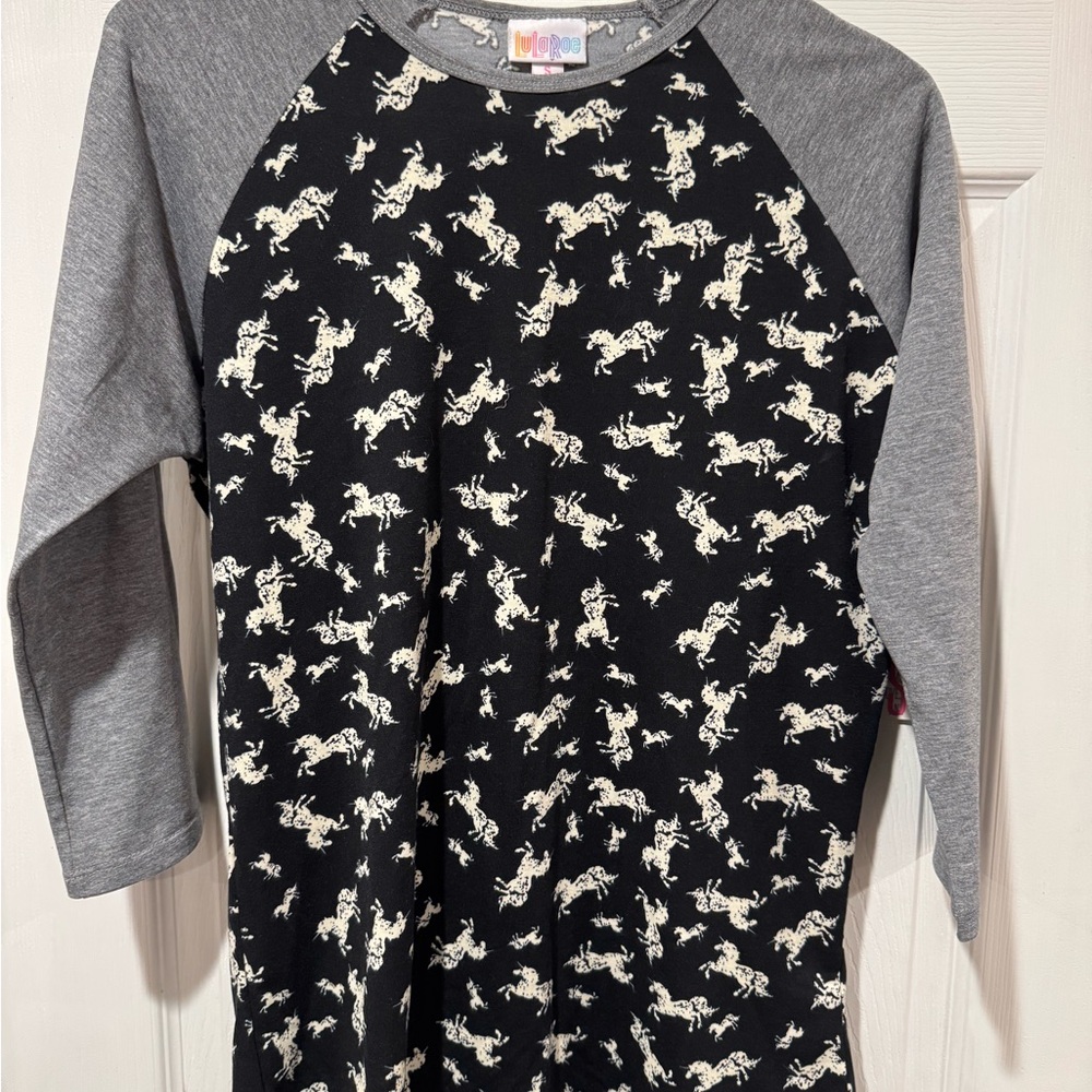 LuLaRoe Black and Cream Unicorn Print Top